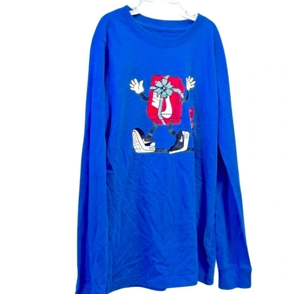 NWT Nike Sportswear Big Kids Long Sleeve T-Shirt